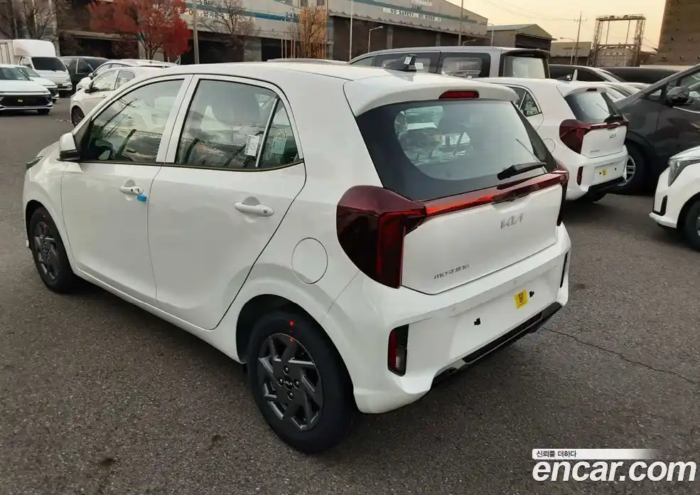 Kia Morning 2026 1.0 Автомат в Москве № 18277, фото 9