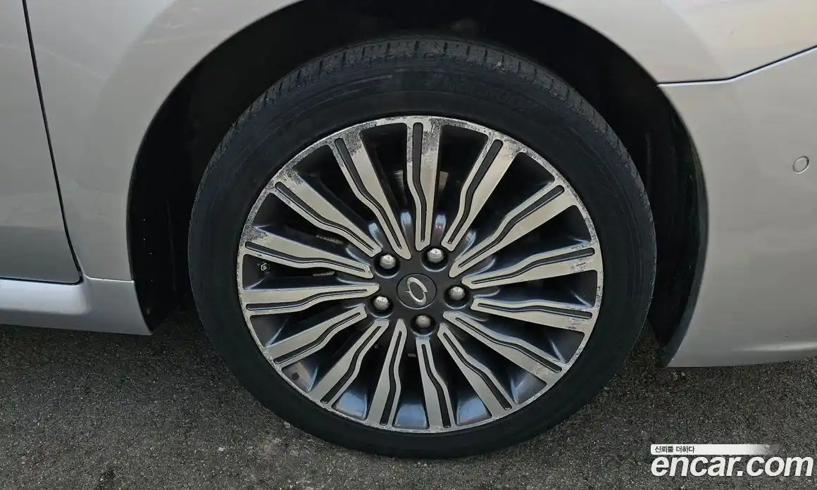 Renault SM7 2017 2.5 Автомат в Москве № 183786, фото 14