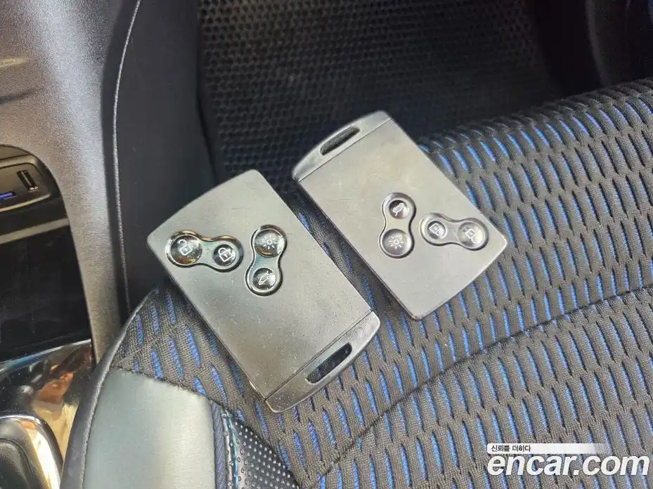 Renault QM3 2017 1.5 Автомат в Москве № 185918, фото 11