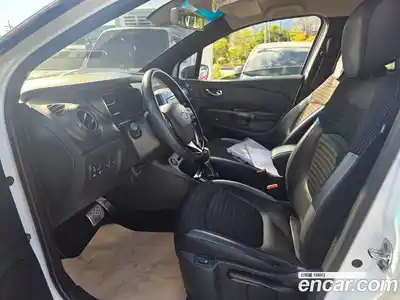 Renault QM3 2017 1.5 Автомат в Москве № 185918, миниатюра 10