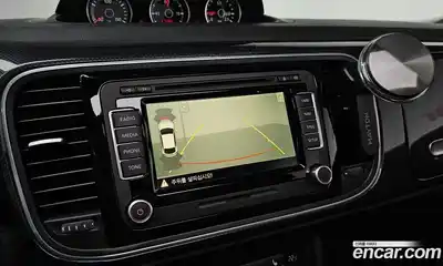 Volkswagen Beatle 2014 2.0 Автомат в Москве № 187839, миниатюра 7