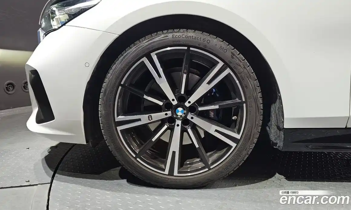 BMW 5-Series 2024 2.0 Автомат в Москве № 188357, фото 12