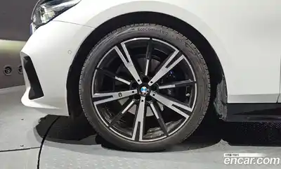 BMW 5-Series 2024 2.0 Автомат в Москве № 188357, миниатюра 12