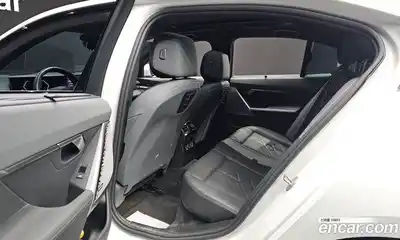 BMW 5-Series 2024 2.0 Автомат в Москве № 188357, миниатюра 7