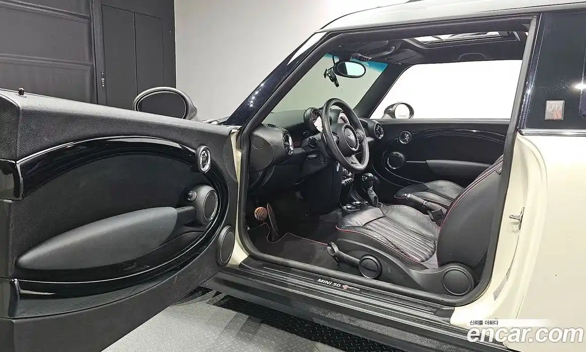 Mini Clubman 2012 1.6 Автомат в Москве № 190135, фото 19