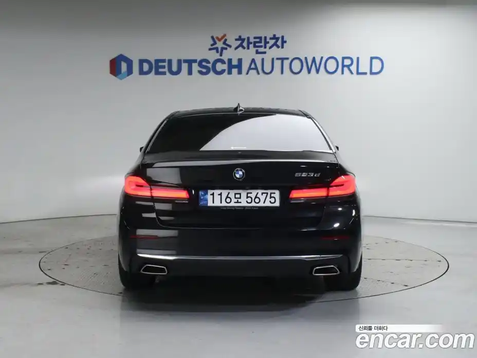 BMW 5-Series 2023 2.0 Автомат в Москве № 190792, фото 4