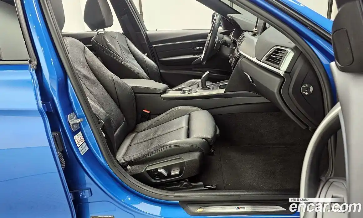 BMW 3-Series 2018 2.0 Автомат в Москве № 192928, фото 6