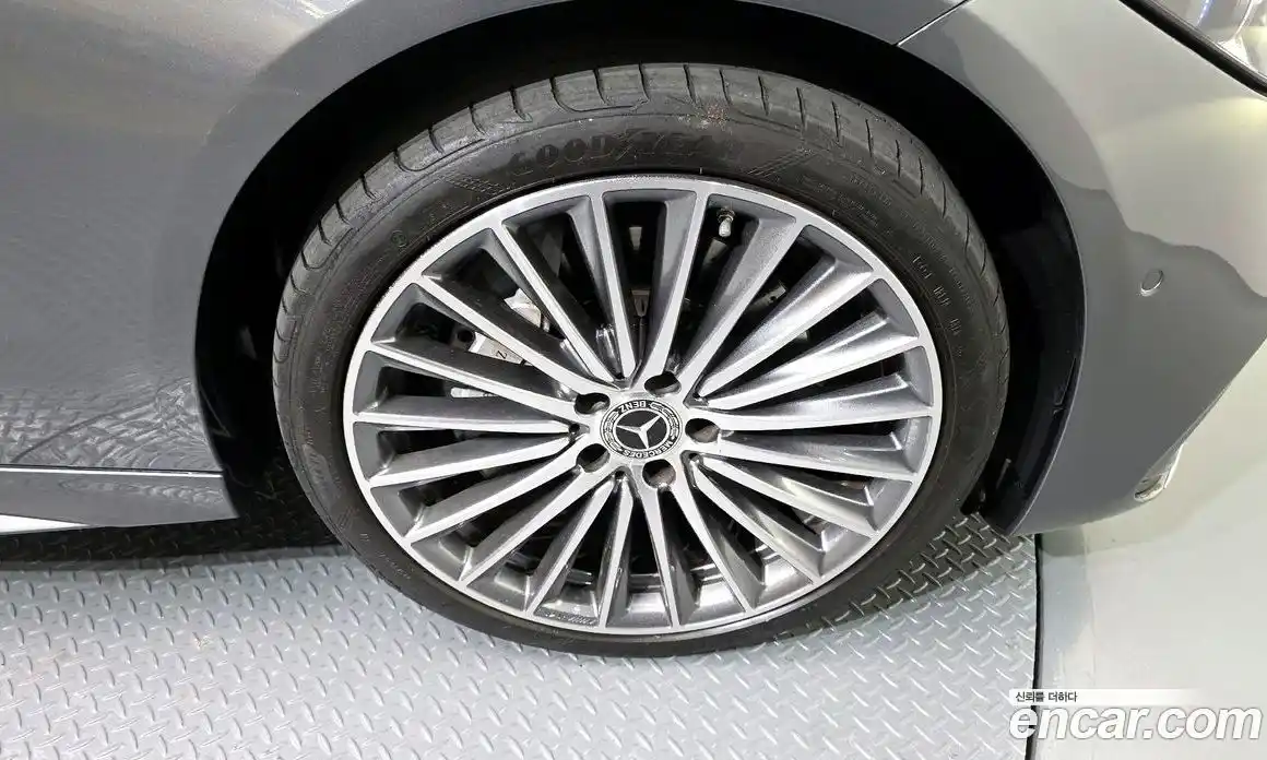 Mercedes-Benz C-Class 2022 2.0 Автомат в Москве № 194348, фото 14