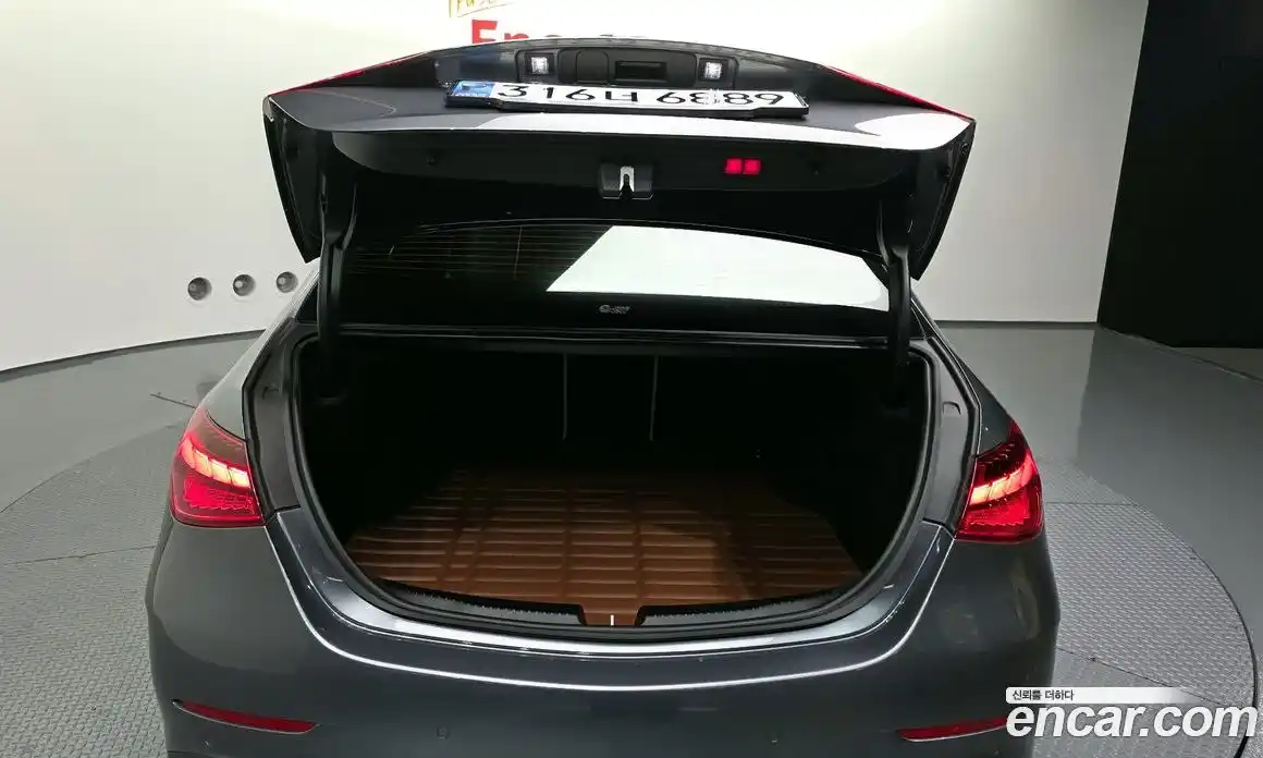 Mercedes-Benz C-Class 2022 2.0 Автомат в Москве № 194348, фото 3