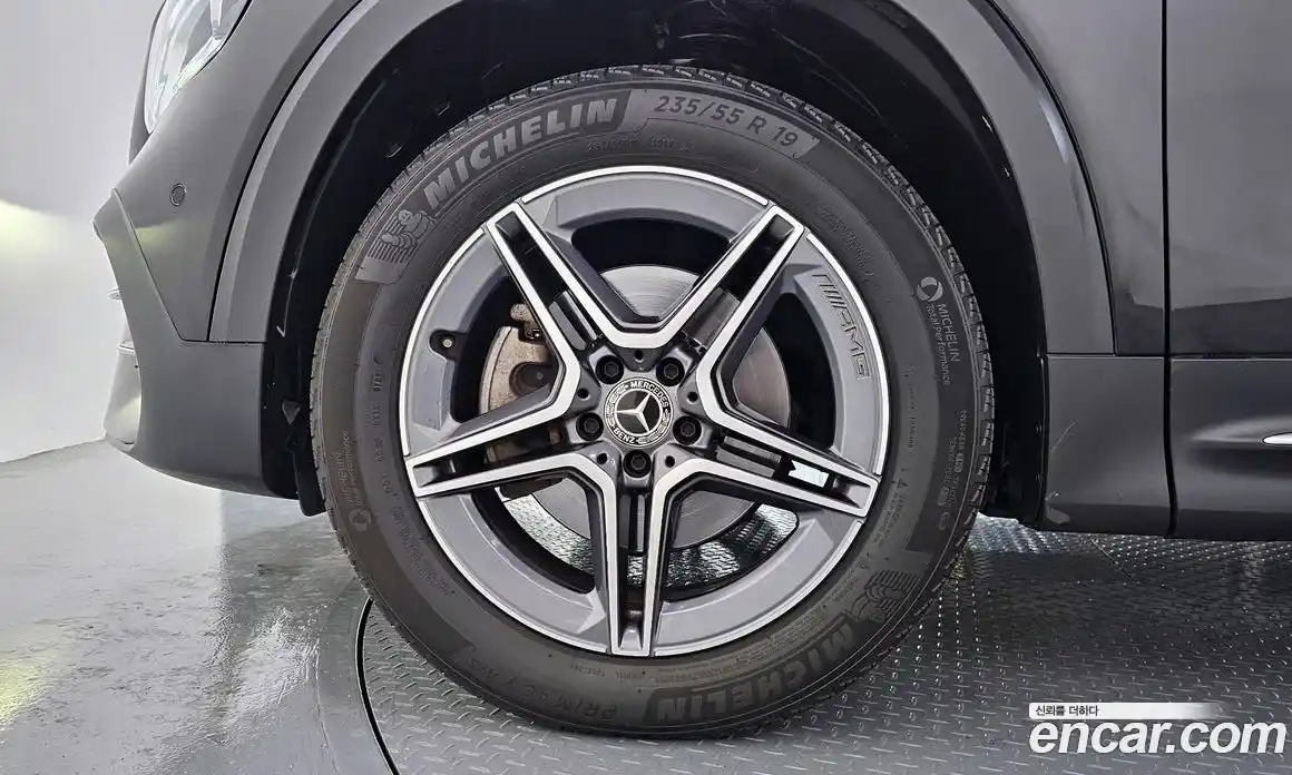 Mercedes-Benz GLB-Class 2021 2.0 Автомат в Москве № 194456, фото 15