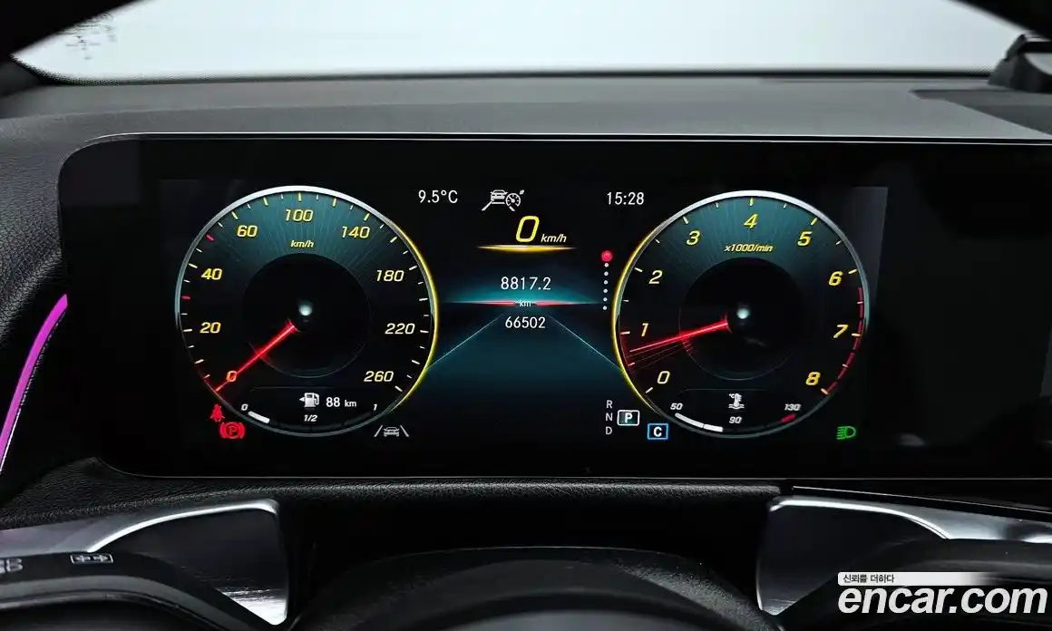 Mercedes-Benz GLB-Class 2021 2.0 Автомат в Москве № 194456, фото 16