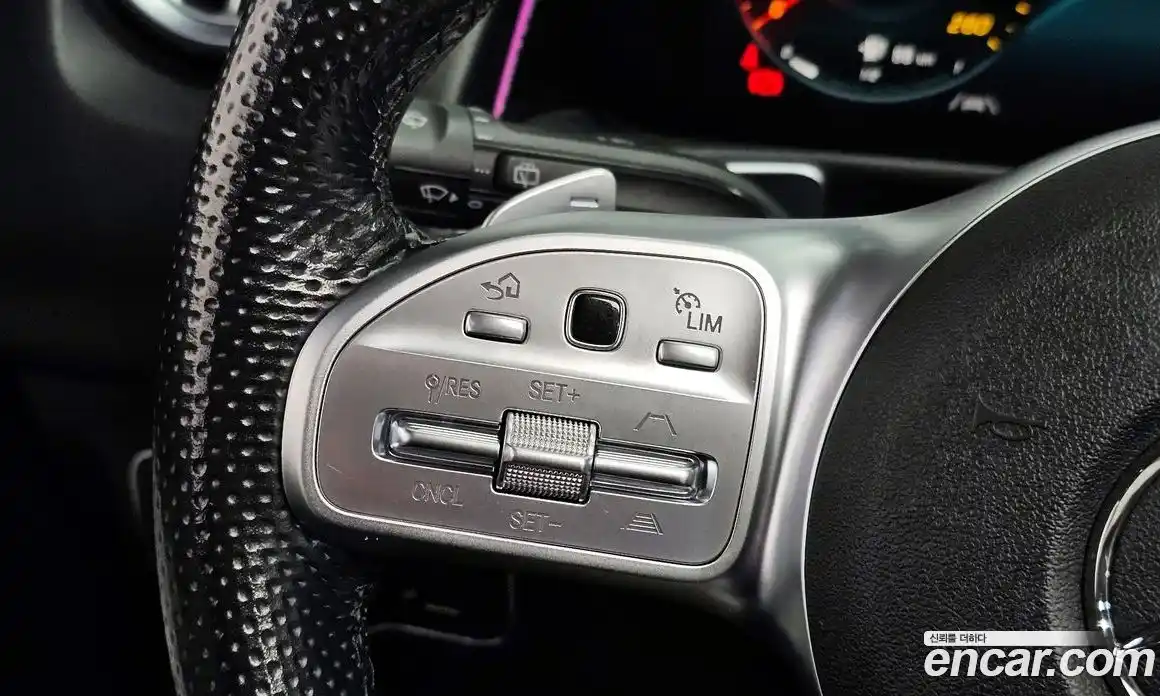 Mercedes-Benz GLB-Class 2021 2.0 Автомат в Москве № 194456, фото 18