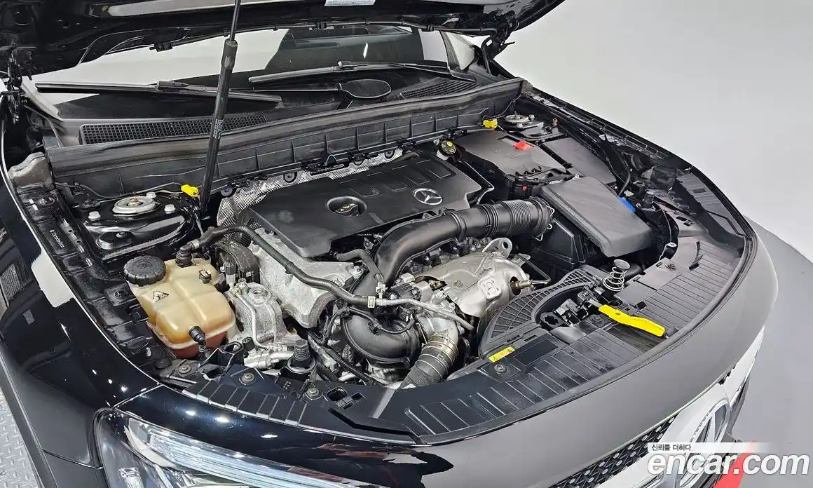 Mercedes-Benz GLB-Class 2021 2.0 Автомат в Москве № 194456, фото 7