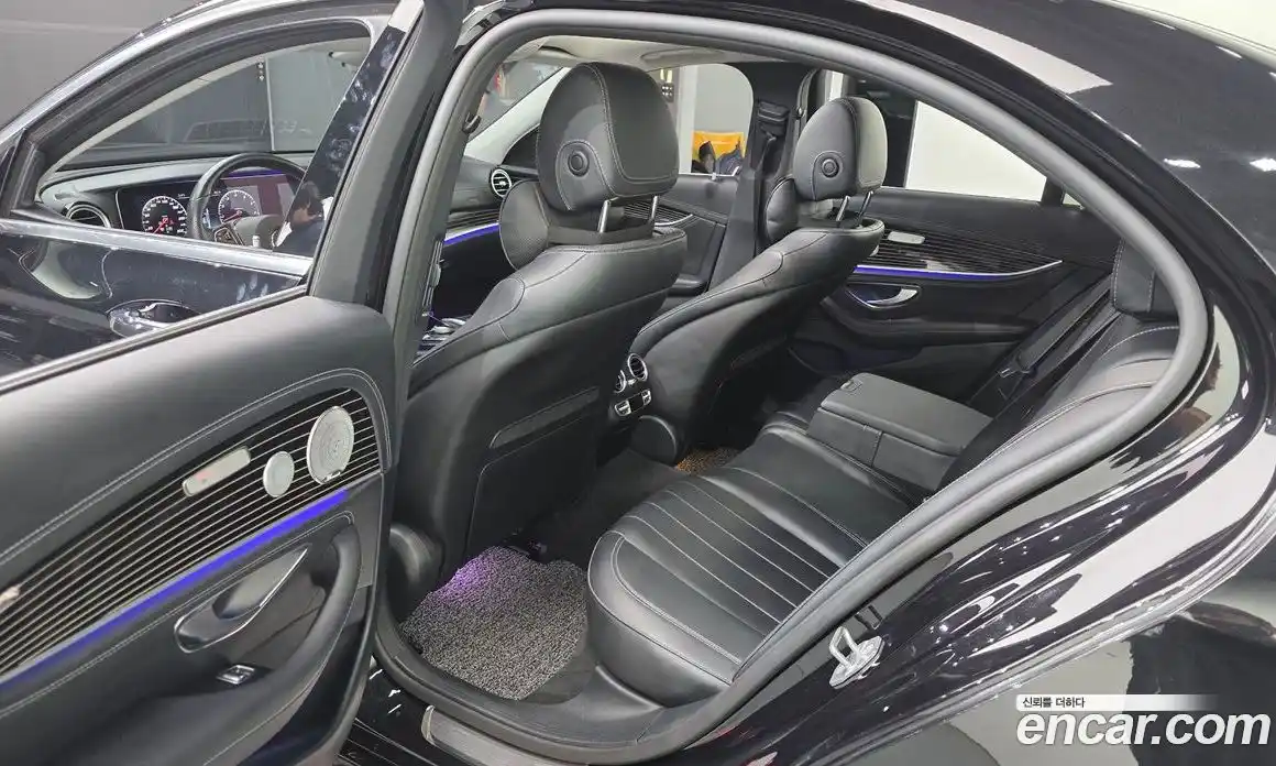 Mercedes-Benz E-Class 2017 3.0 Автомат в Москве № 194619, фото 11