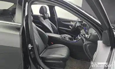 Mercedes-Benz E-Class 2017 3.0 Автомат в Москве № 194619, миниатюра 12