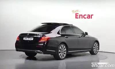 Mercedes-Benz E-Class 2017 3.0 Автомат в Москве № 194619, миниатюра 2