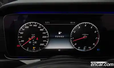 Mercedes-Benz E-Class 2017 3.0 Автомат в Москве № 194619, миниатюра 8