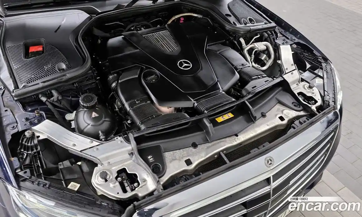 Mercedes-Benz E-Class 2017 3.0 Автомат в Москве № 195299, фото 6