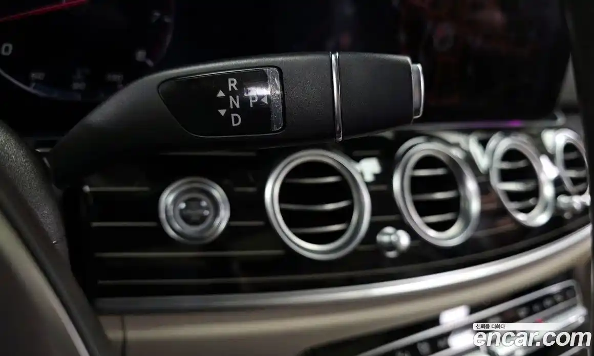 Mercedes-Benz E-Class 2017 3.0 Автомат в Москве № 195299, фото 9