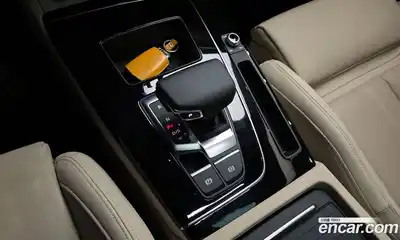 Audi Q5 2024 2.0 Автомат в Москве № 195876, миниатюра 2