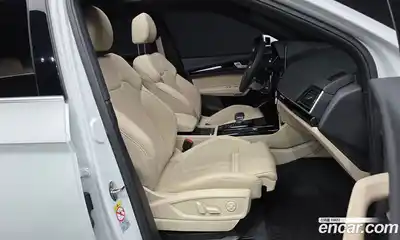 Audi Q5 2024 2.0 Автомат в Москве № 195876, миниатюра 6