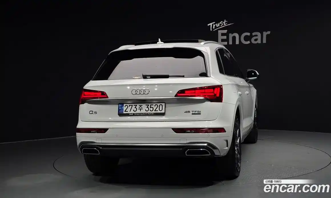 Audi Q5 2024 2.0 Автомат в Москве № 195876, фото 10