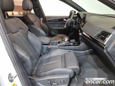 Audi Q5 2024 2.0 Автомат в Москве № 196086, миниатюра 12