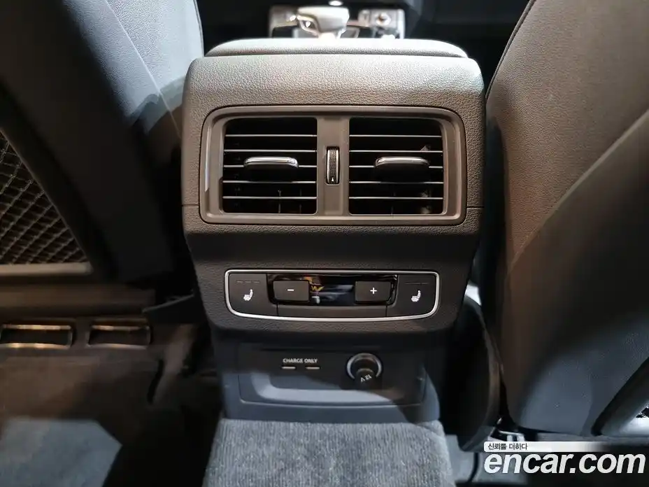 Audi Q5 2024 2.0 Автомат в Москве № 196086, фото 19