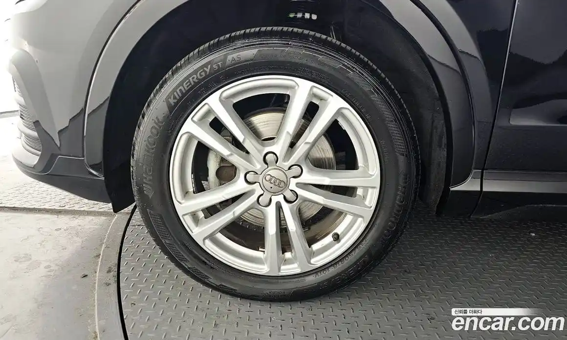 Audi Q3 2016 2.0 Автомат в Москве № 196497, фото 11