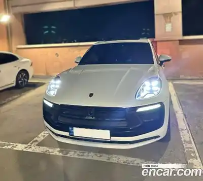 Porsche Macan 2019 2.0 Автомат в Москве № 197372, миниатюра 3