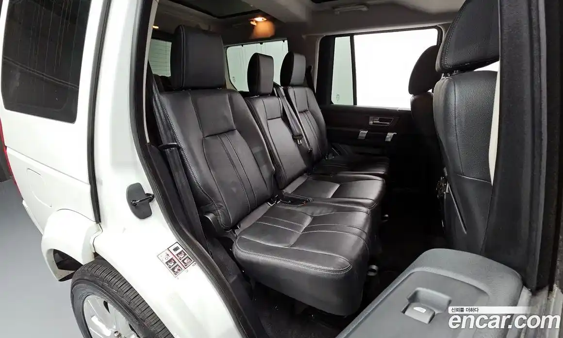 Land Rover Discovery 2016 3.0 Автомат в Москве № 198262, фото 16