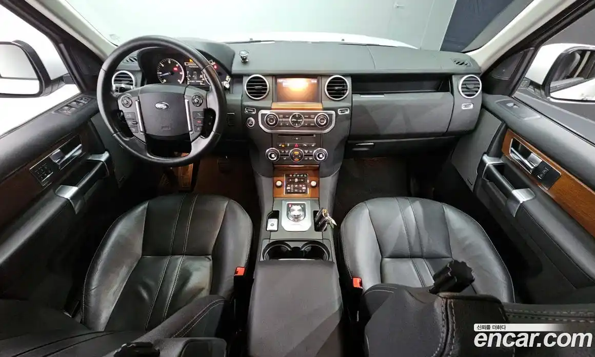 Land Rover Discovery 2016 3.0 Автомат в Москве № 198262, фото 7