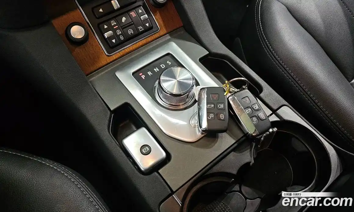 Land Rover Discovery 2016 3.0 Автомат в Москве № 198262, фото 10