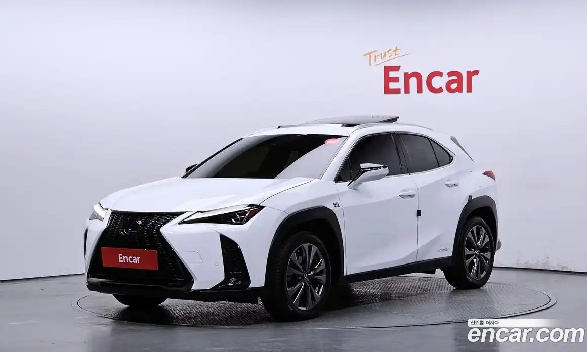 Lexus UX 2022 2.0 Автомат в Москве № 198723, фото 18