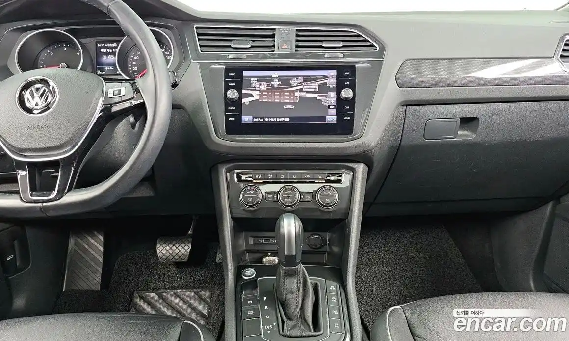 Volkswagen Tiguan 2020 2.0 Автомат в Москве № 199082, фото 14