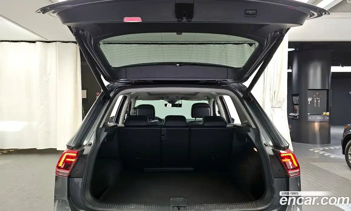 Volkswagen Tiguan 2020 2.0 Автомат в Москве № 199082, фото 20