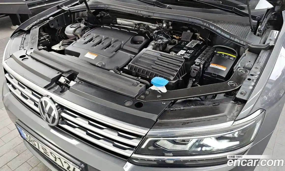 Volkswagen Tiguan 2020 2.0 Автомат в Москве № 199082, фото 6