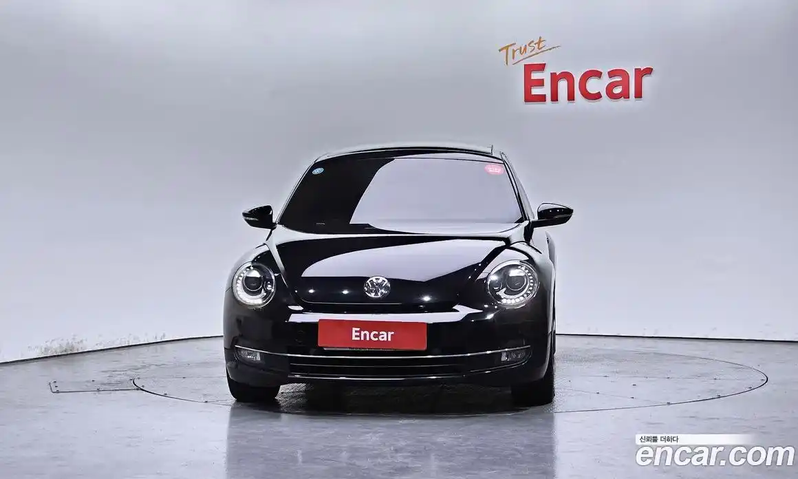 Volkswagen Beatle 2013 2.0 Автомат в Москве № 199174, фото 3