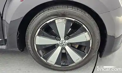 Volkswagen Beatle 2013 2.0 Автомат в Москве № 199174, миниатюра 5