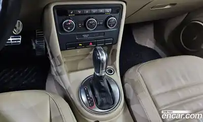 Volkswagen Beatle 2013 2.0 Автомат в Москве № 199174, миниатюра 9