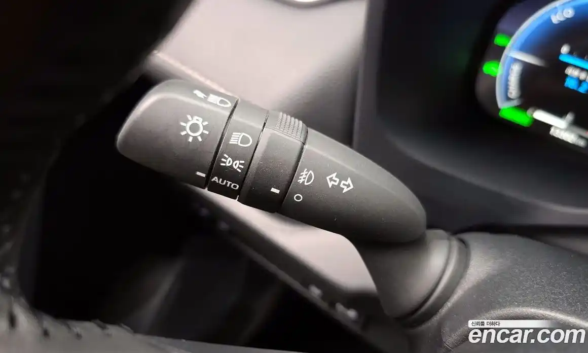 Toyota RAV4 2024 2.5 Автомат в Москве № 199534, фото 14