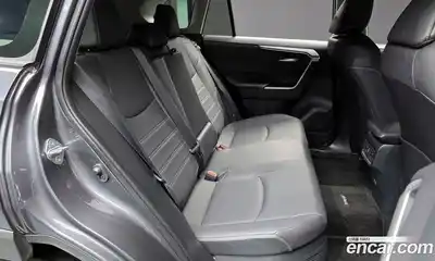 Toyota RAV4 2024 2.5 Автомат в Москве № 199534, миниатюра 7