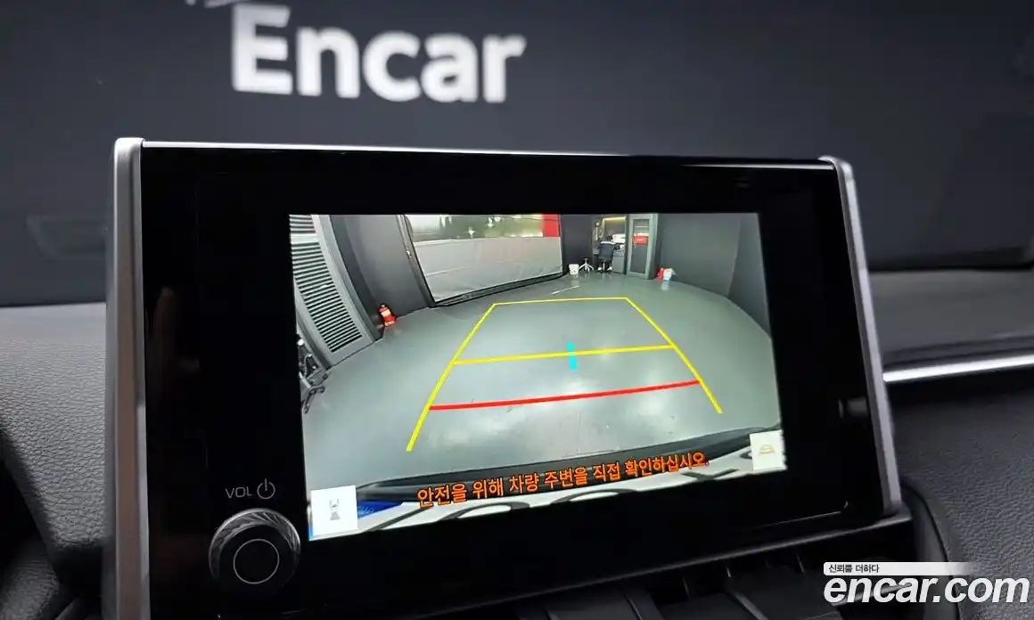 Toyota RAV4 2024 2.5 Автомат в Москве № 199534, фото 8