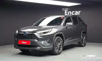 Toyota RAV4 2024 2.5 Автомат в Москве № 199534, миниатюра 9