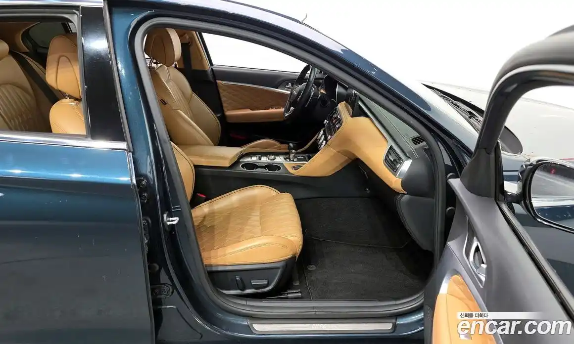 Genesis G70 2023 2.0 Автомат в Москве № 204489, фото 11