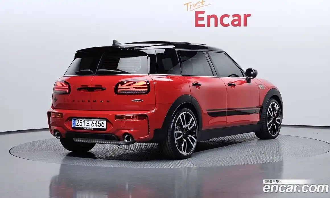 Mini Clubman 2023 2.0 Автомат в Москве № 204503, фото 12