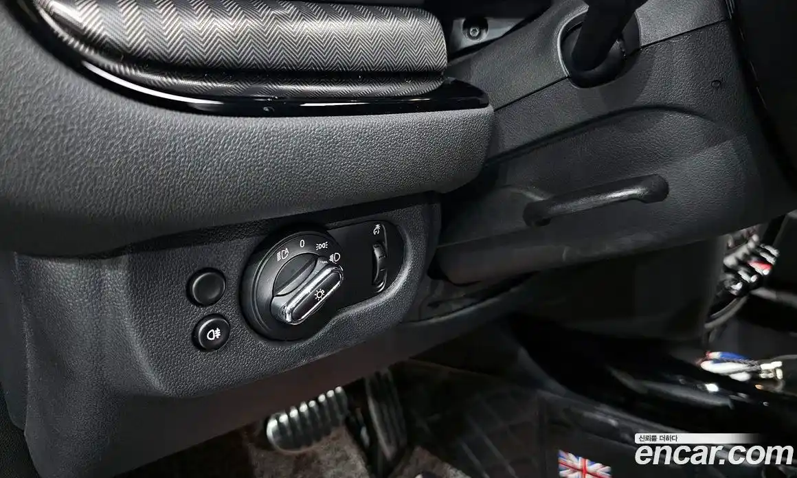 Mini Clubman 2023 2.0 Автомат в Москве № 204503, фото 10