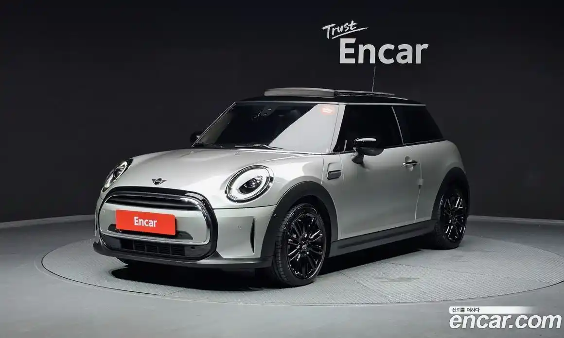 Mini Cooper 2024 1.5 Автомат в Москве № 204692, фото 11