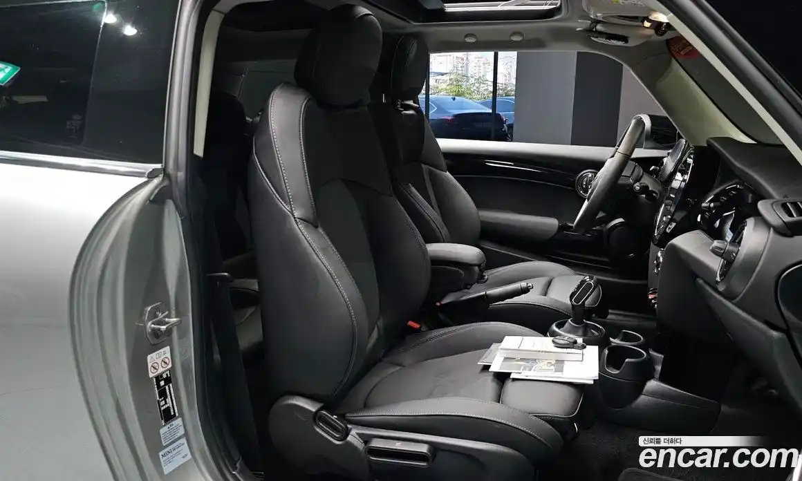 Mini Cooper 2024 1.5 Автомат в Москве № 204692, фото 20