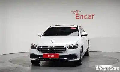 Mercedes-Benz E-Class, 2022